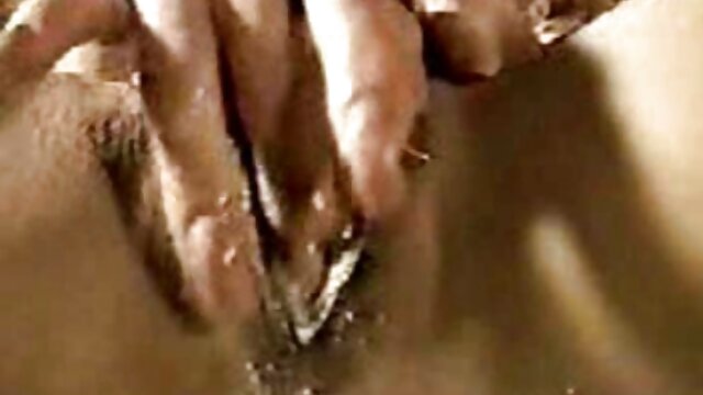 Rapporto anale con la ragazza in acqua video porn casalinghi